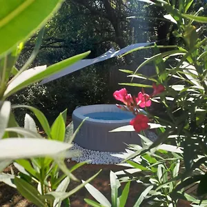 Avec Jardin Entre Aix En Provence, Luberon Et Verdon Maison d'hôtes Peyrolles-en-Provence