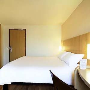 https://ibis-tour-eiffel-cambronne-15eme.fr-paris.fr